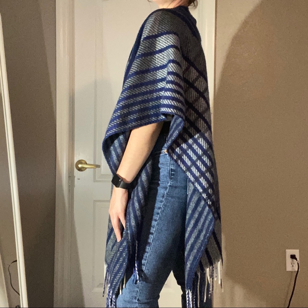 Blue and Gray Oversized Shall